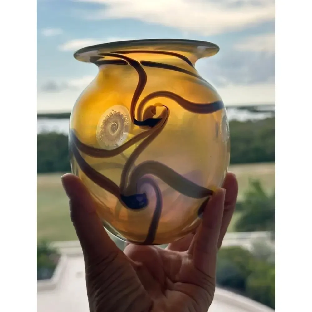 Vintage 1991 Robert Eickholt Signed Studio Art Glass Iridescent Hand Blown Vase